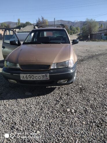 Daewoo: Daewoo Nexia: 2002 г., 1.5 л, Механика, Бензин, Седан