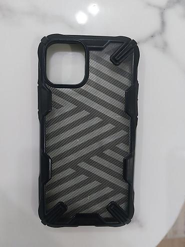 Чехлы: Набор чехлов для iPhone 11 Pro: 1) Аккумуляторный чехол (черный) - — 8