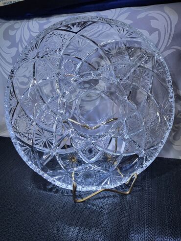 Ostalo posuđe: Velik nov,vintaz stoni tanjir univerzlani. Tanjir,posuda,za grckalice na lalafo.rs — 1 Ostalo posuđe: Velik nov,vintaz stoni tanjir univerzlani. Tanjir,posuda,za grckalice — 1