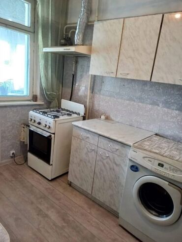 2 комнатные квартиры в баку в Кыргызстан | Посуточная аренда квартир: 4 комнаты, 102 м², Индивидуалка, 2 этаж, Свежий ремонт, Центральное отопление