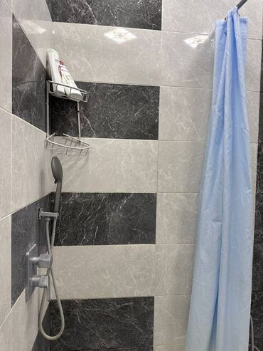 Uzunmüddətli kirayə mənzillər: 28 May metrosunun 2-ci çıxışında, yeni tikili, 14 mərtəbəli binanın — 9