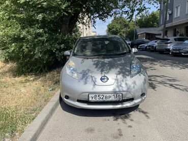 ниссан электромобиль: Продается электромобиль Nissan Leaf серебристого цвета. Эта модель