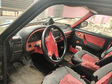vaz 2107 qiymeti: GAZ Volga 3110, qara rəng, sedan kuzov. Xüsusiyyətlər: - Klassik xrom — 10