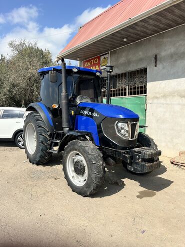 Traktorlar: Salam traxdır 3000 saat işiyib heç bir yeri açar deymiyib harda istesə — 2