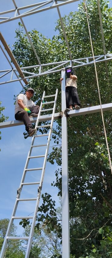 Кровля крыши: Навестин бардык түрлөрүн жасайбыз Хай-тэк, арка, полуарка сиздер — 4