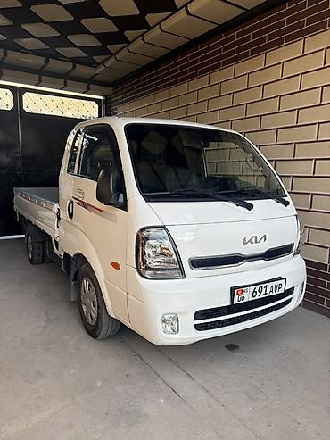 фермер: Kia BONGO: 2023 г., 2.5 л, Автомат, Дизель — 2