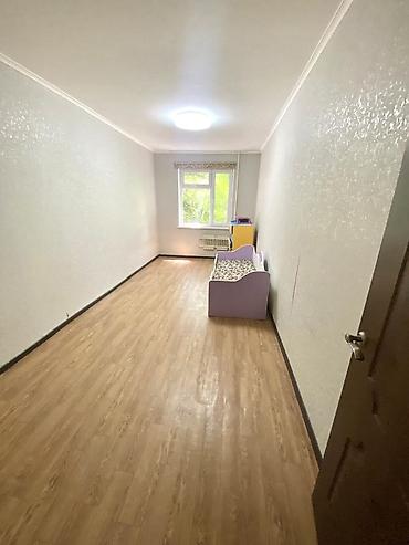 888: 3 комнаты, 58 м², 6 мкр 104 серия, 2 этаж, Косметический ремонт — 2