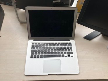 macbook air m1 qiyməti: 𝐸𝓇𝒶_𝒸𝑜𝓂𝓅𝓊𝓉𝑒𝓇 ‘ in təqdim etdiyi Macbook Air✔ . Macbook Air 2010