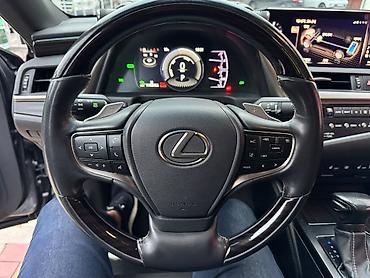 Lexus: Lexus ES: 2018 г., Автомат, Гибрид, Седан — 17