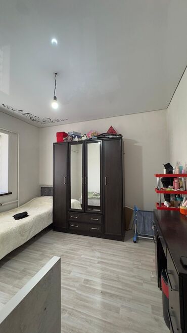 Продажа домов: Дом, 240 м², 4 комнаты, Агентство недвижимости, Косметический ремонт — 11