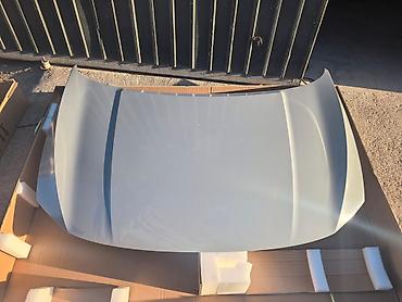passat variant: Капот Volkswagen, Новый, Аналог — 1