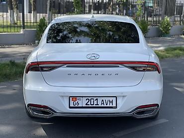 santa fe 2024: Hyundai Grandeur: 2020 г., Седан — 6