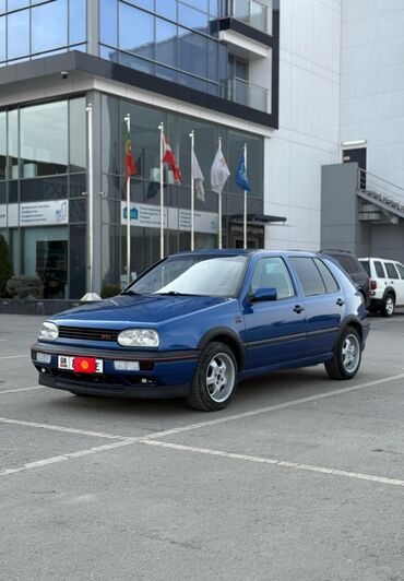 Volkswagen: Volkswagen Golf: 1995 г., 1.8 л, Механика, Бензин, Хэтчбэк