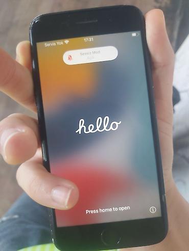 ikinci el tilvizir: IPhone 7, 32 GB, Qara, Barmaq izi — 7