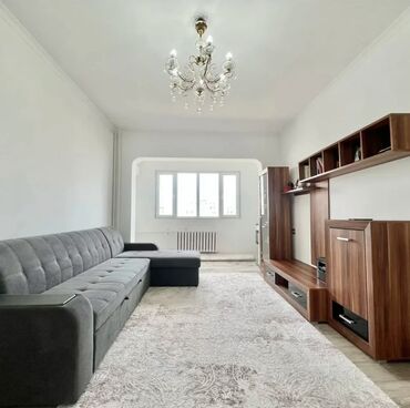 срочно продаю квартиру аламедин базар: 3 бөлмө, 70 кв. м, 106-серия, 8 кабат, Евроремонт