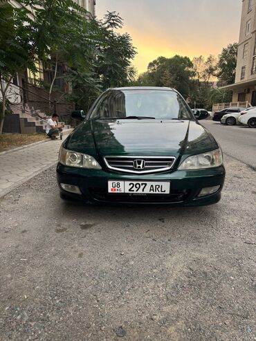 продаю авто в аварийном состоянии: Honda Accord: 2001 г., 2.3 л, Автоматические, Бензин, Хэтчбэк