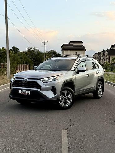 батарейки на гибрид: Toyota RAV4: 2022 г., 2.5 л, Автомат, Гибрид, Кроссовер — 2