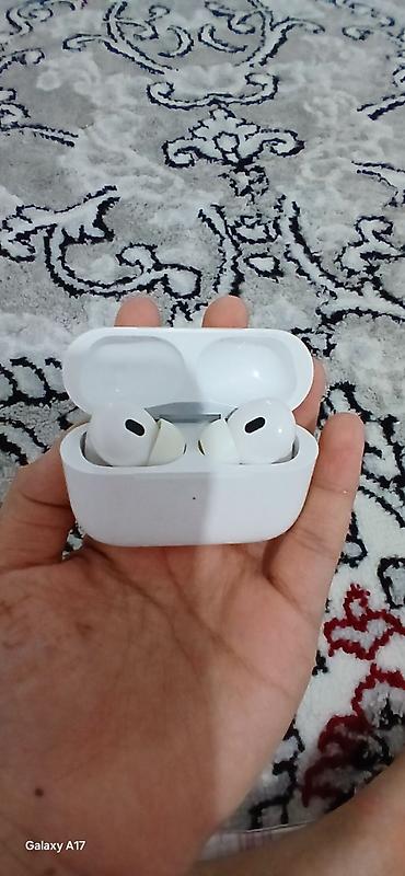 ugreen hitune max5c: AirPods Pro — 1500 сом Рабочие наушники, оба наушника и кейс — 3