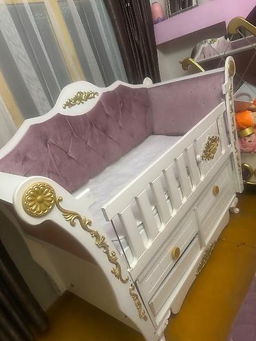 Beşik satıllr yırgalanmır. Sabunçu. Vagzalın arxası