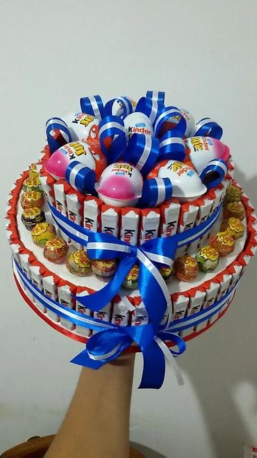 Подарки и сувениры: Подарочные композиции из шоколадок, цветов,мягких игрушек . ко — 12