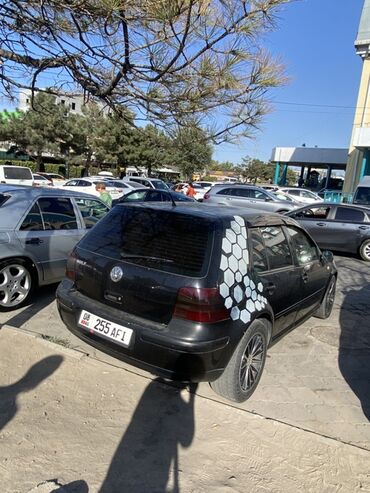 жетта машина: Volkswagen Golf: 1999 г., 2 л, Механика, Бензин, Хэтчбэк
