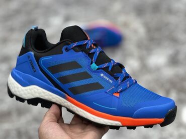 Мужская обувь: 🟣 Adidas terrex 4 расцветках Листайте.
🟣 Качество .
🟣 Размеры 40-44