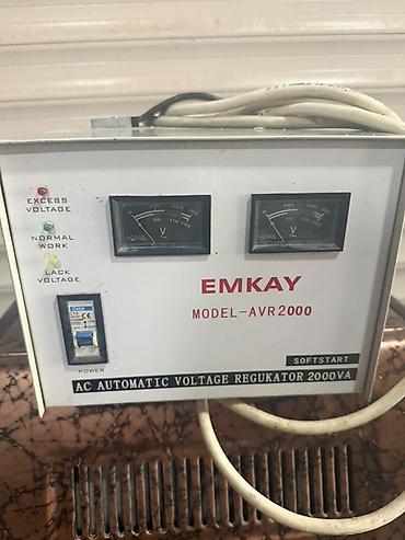 pencil 1: EMKAY MODEL–AVR2000 – AC Avtomatik Gərginlik Tənzimləyicisi (2000 VA) — 2