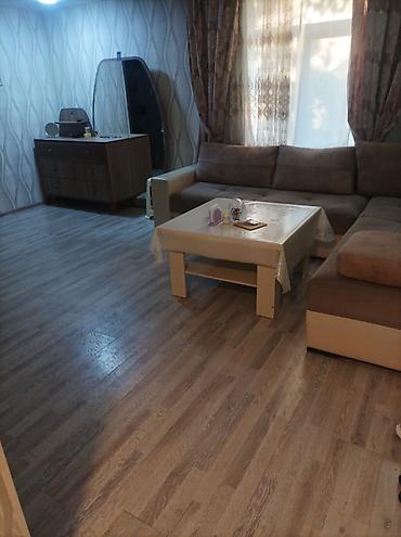 bine evləri: Gəncə şəhərində tam mərkəzdə bina evi kirayə verilir evin hər bir — 1