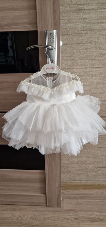 Donlar: Təzə Gəlinlik heç bir söküyü ciriqi yoxdur. Tep təzədir. 0 ayda 12 aya — 4