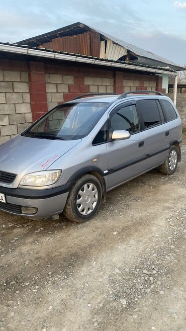 Opel: Opel Zafira: 2002 г., 1.8 л, Механика, Бензин, Минивэн