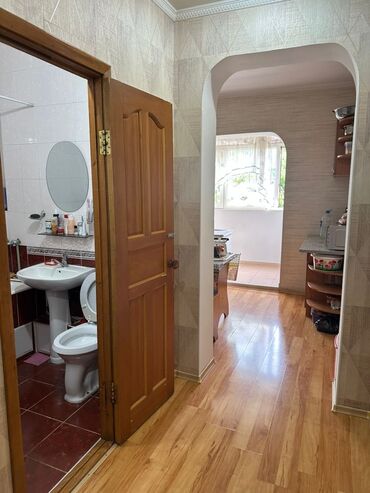 эмарк жибек жолу: 1 комната, 45 м², 106 серия улучшенная, 1 этаж