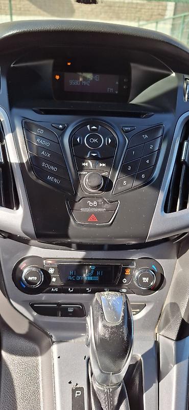 Ford: Ford Focus: 2012 г., 2 л, Бензин, Универсал — 12