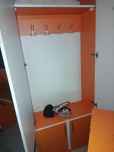 ikinci el ofis: Şkaf və zont satılır — 2