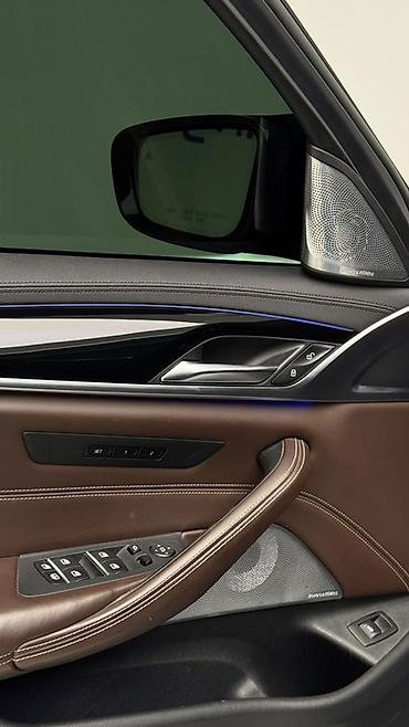 ниже рыночной: BMW 5 series: 2018 г., 3 л, Автомат, Бензин, Седан — 8