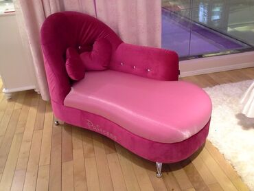 Другая детская мебель: Продаю Детский розовый диван, для принцесс Качество шикарное, набивка