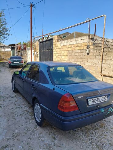 Mercedes-Benz C 180: 1.8 л | 1994 г. Седан