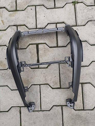 Lajsne: LAJSNA CENTRALNE KONZOLE ZA HONDA CR-V OD 2007. DO 2012. GOD — 1