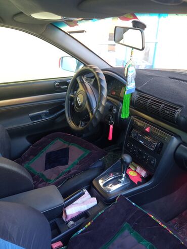 Audi: Audi A4: 2000 г., 1.8 л, Типтроник, Бензин, Седан — 15