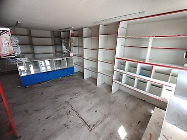 Другое торговое оборудование: Торговое оборудование для магазина (полки) длина 8 метров, высота 2,05 — 5