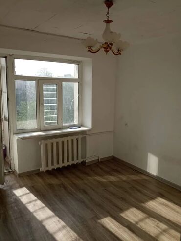 срочная продажа квартир в бишкеке без посредников: 1 бөлмө, Кыймылсыз мүлк агенттиги, Чогуу жашоосу жок, Эмерексиз