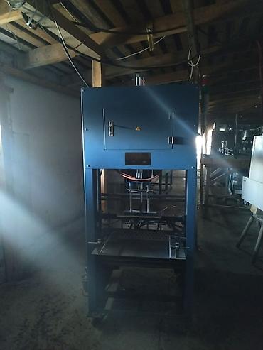 Другое оборудование для пищевой промышленности: Автоматическая линия розлива и укупорки напитков Комплект — 49