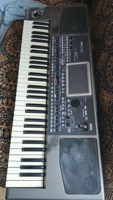 синтезатор korg pa800: Sintezator, Korg