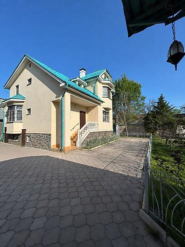 кну: 🏡 Продаётся просторный дом с участком в районе КНУ 📐 Площадь дома — 1