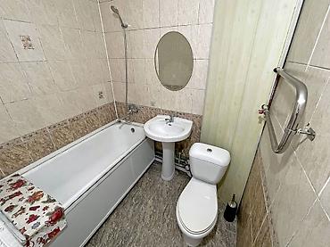 для пиццы: 3 комнаты, 56 м², Кок-Жар мкр 104 серия, 4 этаж, Косметический ремонт — 6