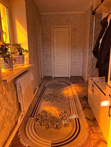 алтын казык жилмассив канат: 6 комнат и более, 180 м², 4 соток, Бишкек, Ак-Тилек ж/м Собственник — 10