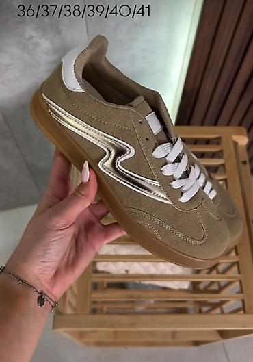 nike 2400: Ženske patike – više modela i boja

Brojevi
36-41
Cena 2550 din
OR💥 — 2