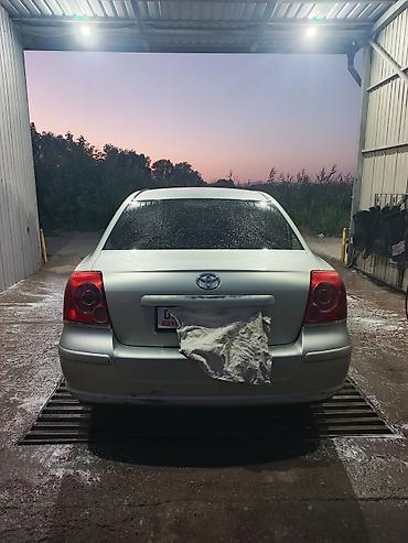 козырек на камри: Toyota Avensis: 2004 г., 2 л, Автомат, Бензин, Седан — 1