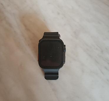 google pixel watch: Ağıllı saat – kvadrat korpuslu, qara rəngli, silikon qayışlı model — 1