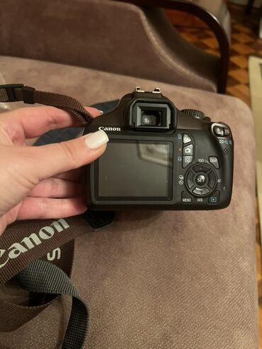 dji osmo mobile 6: Fotoapparat, adaptor və futlyar Canon EOS DSLR fotoaparat + Canon EF-S