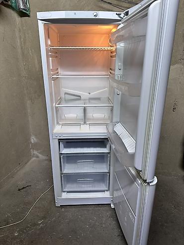air 3: Холодильник Indesit, Б/у, Двухкамерный, De frost (капельный), 60 * 167 * 60 — 3